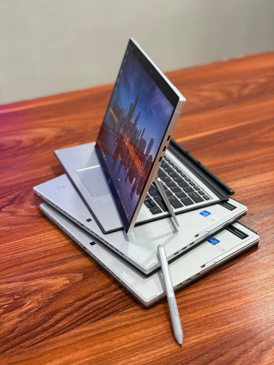 لپتاپ (16Gb-1135G7)HP Elite X2 G8 لپتاپ (16Gb-1135G7)HP Elite X2 G8