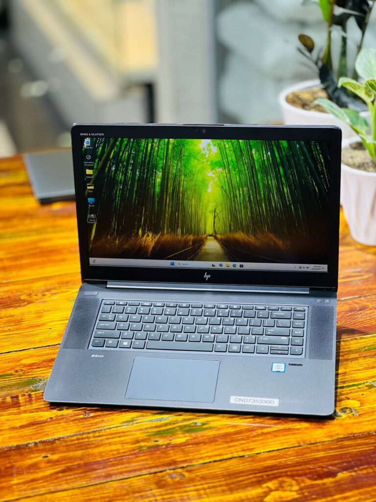 HP ZBook Studio G4