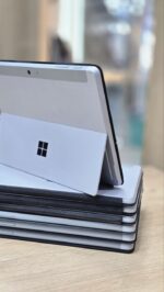 سرفیس Microsoft Go 1