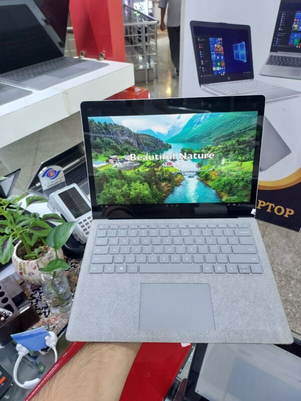 Surface Laptop 2