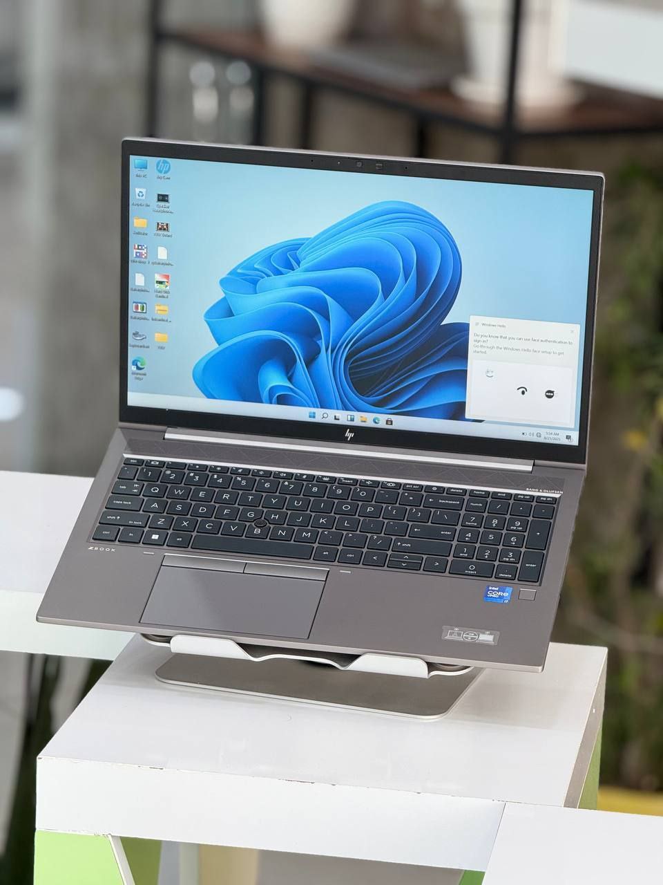 HP Zbook firefly 15 G8 لپ تاپ HP Zbook firefly 15 G8