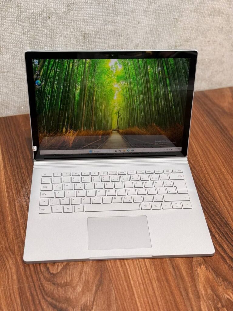 Surface Book 2